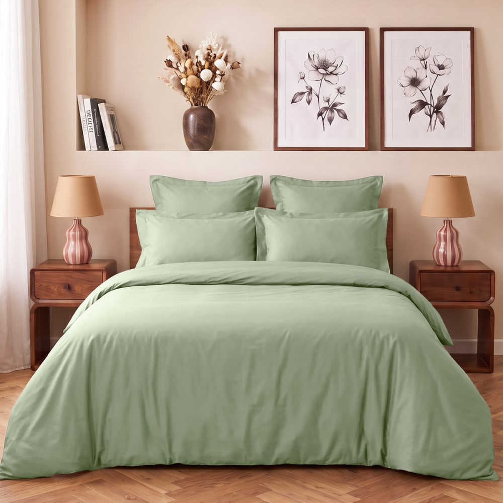 Sensei Maison Parure de lit satin coton + 2 taies carrées sauge 200x200 cm style contemporain Vert Certifié Oeko-Tex