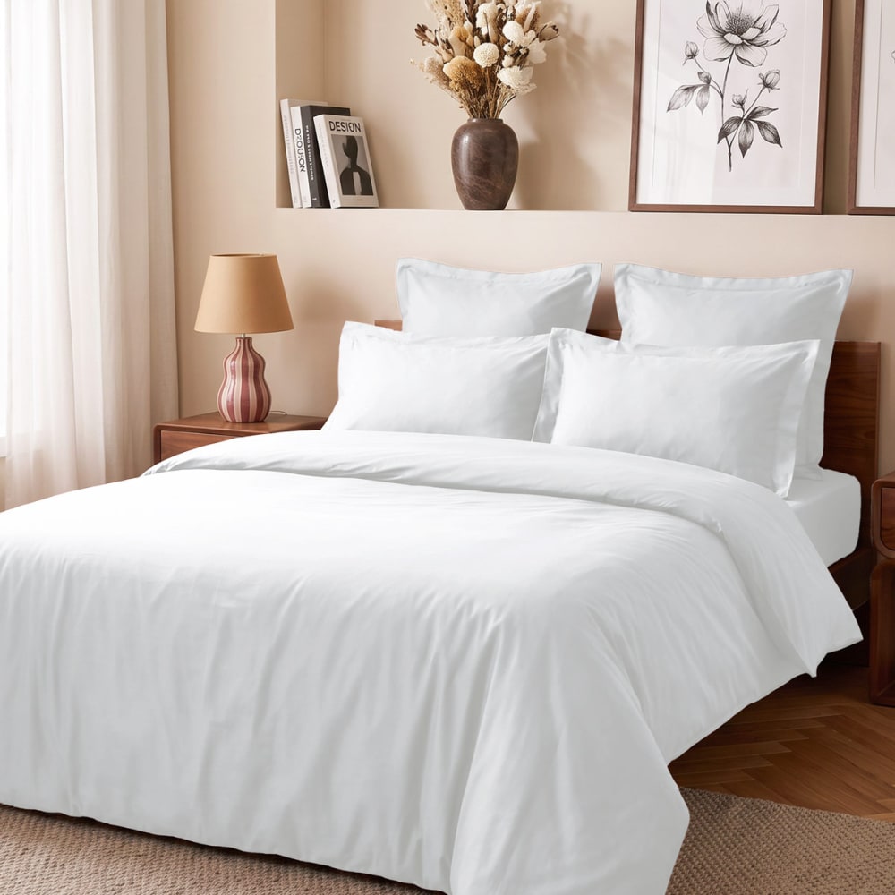 Parure de lit satin avec 2 taies rectangles blanc 240x220 cm