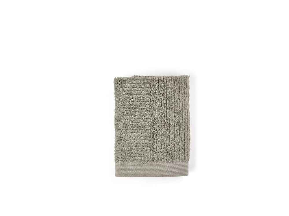 Serviette en coton vert eucalyptus 50x70 cm