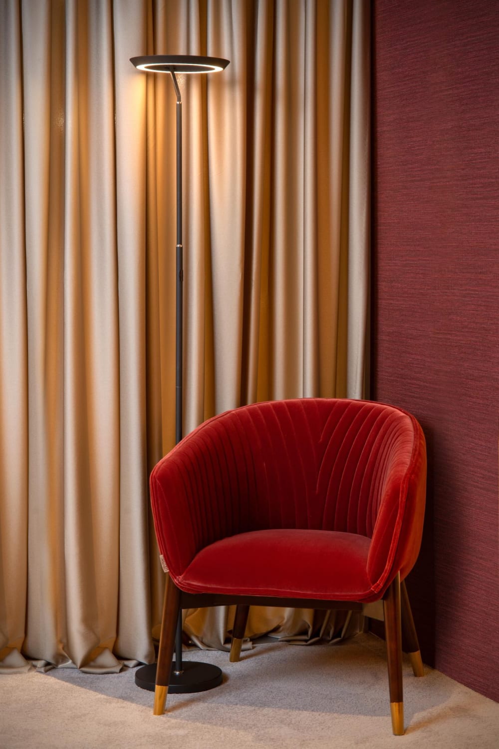 Lampadaire métal noir - Maisons du Monde