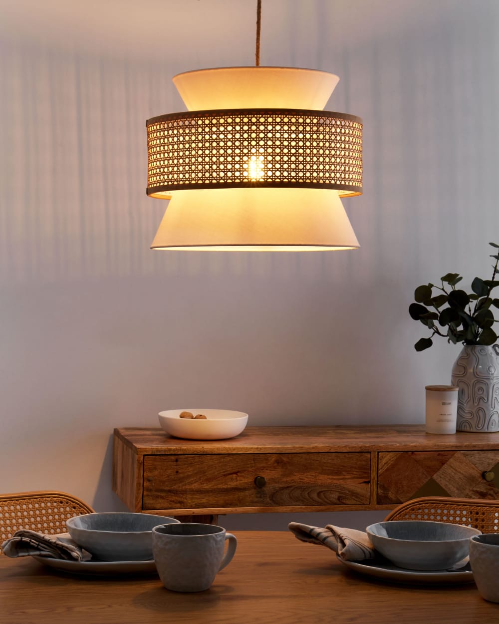 Suspension d’intérieur rotin beige — vue 3