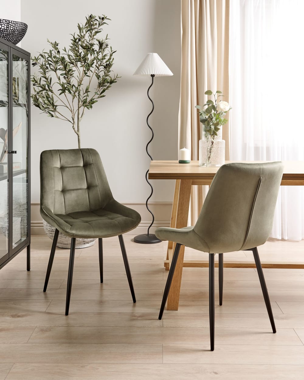 Esszimmerstuhl 2er Set aus Stoff, grün - Maisons Du Monde