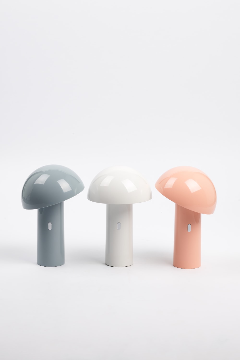 Lampe design en métal rose — vue 4