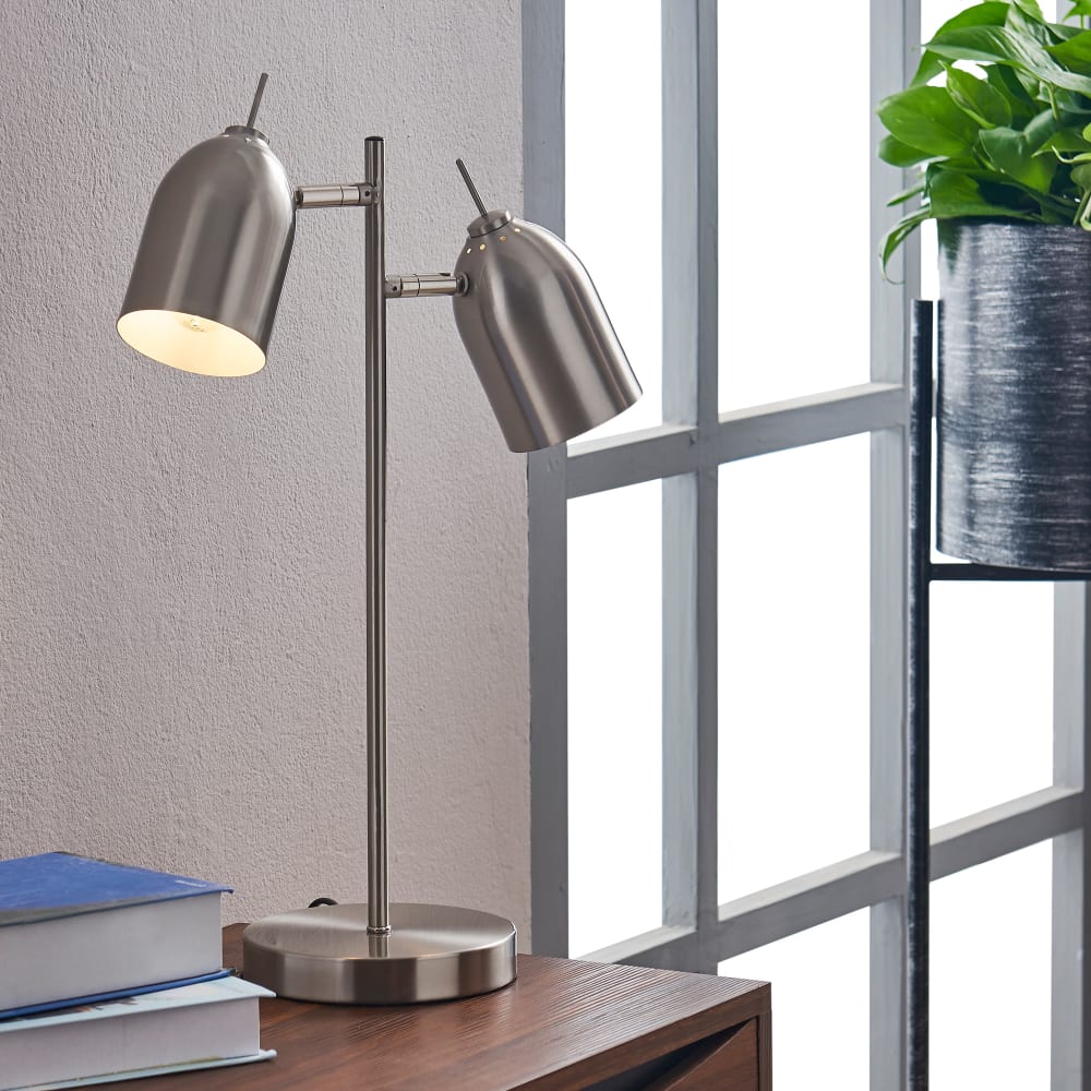 Lampe de bureau en métal gris réglable — vue 4