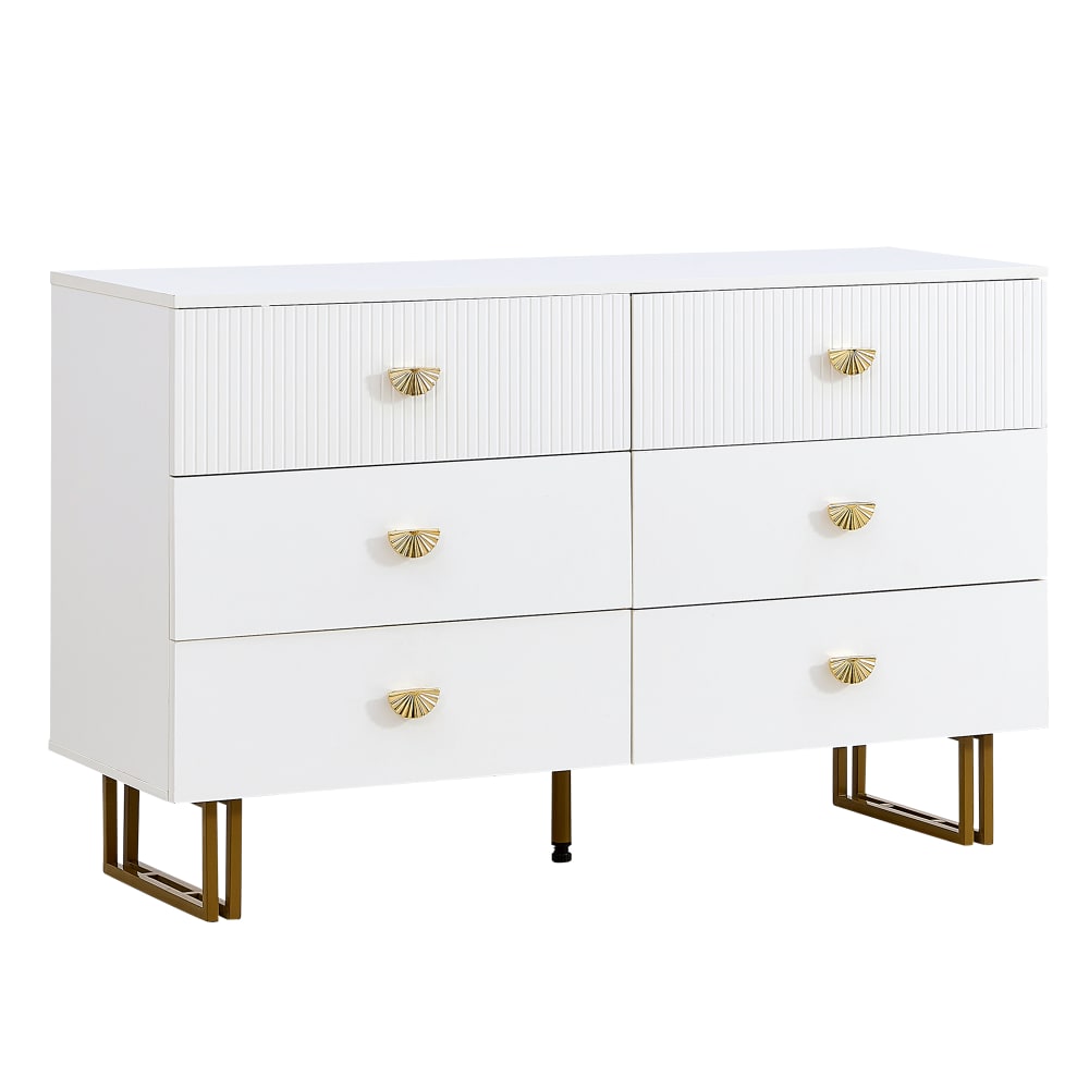 Commode blanche élégante avec poignées dorées