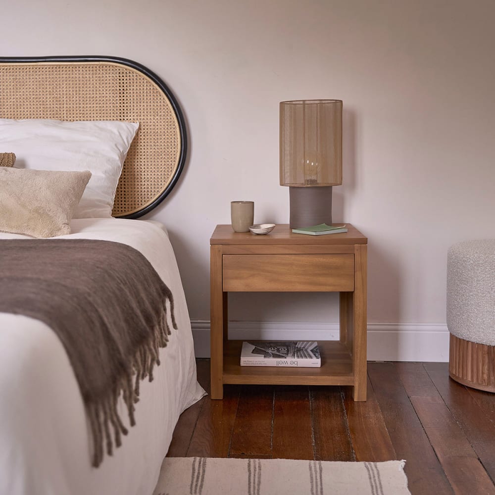 BERAH GETAH Nachttisch aus massivem Teakholz 50 cm style modern Beige