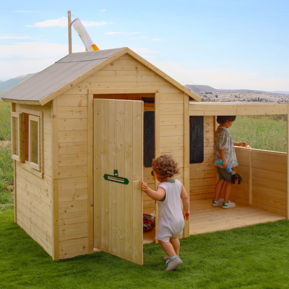 Cabane en bois avec préau SARAH