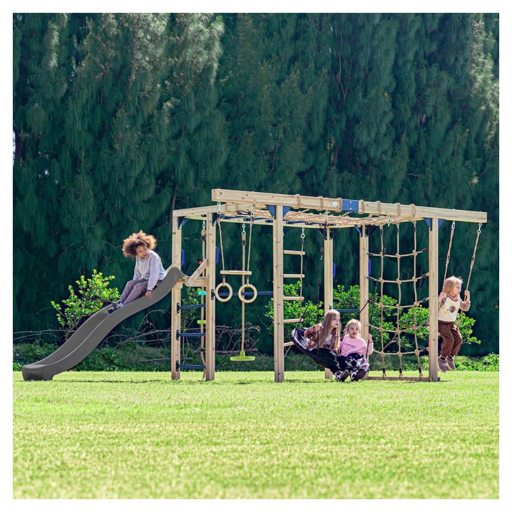 Aire de jeux en bois marron avec toboggan gris