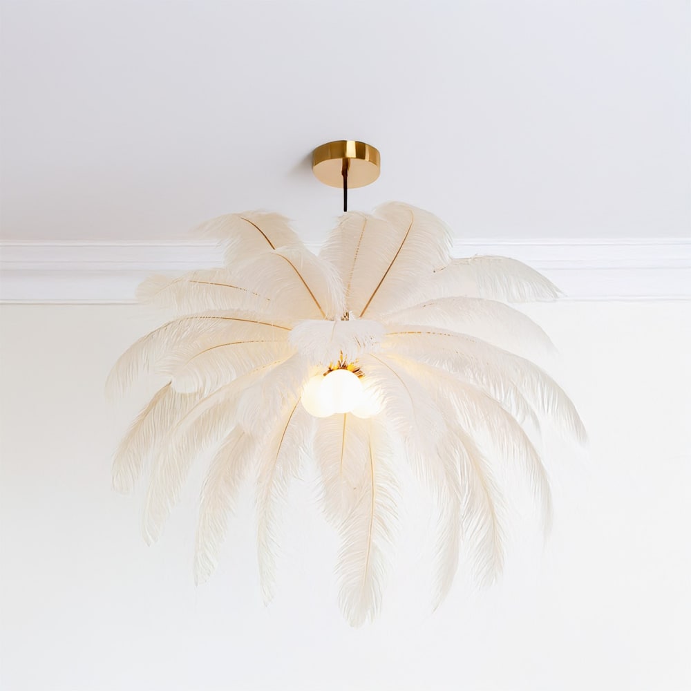 Suspension en plumes blanches — vue 3