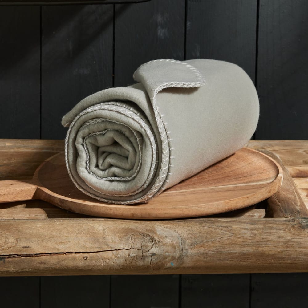 Plaid polaire uni 125x150cm Beige