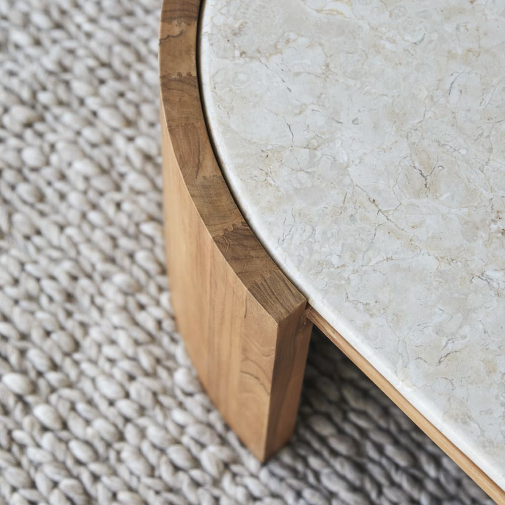 Couchtisch aus massivem Teakholz und Marmor - Maisons Du Monde