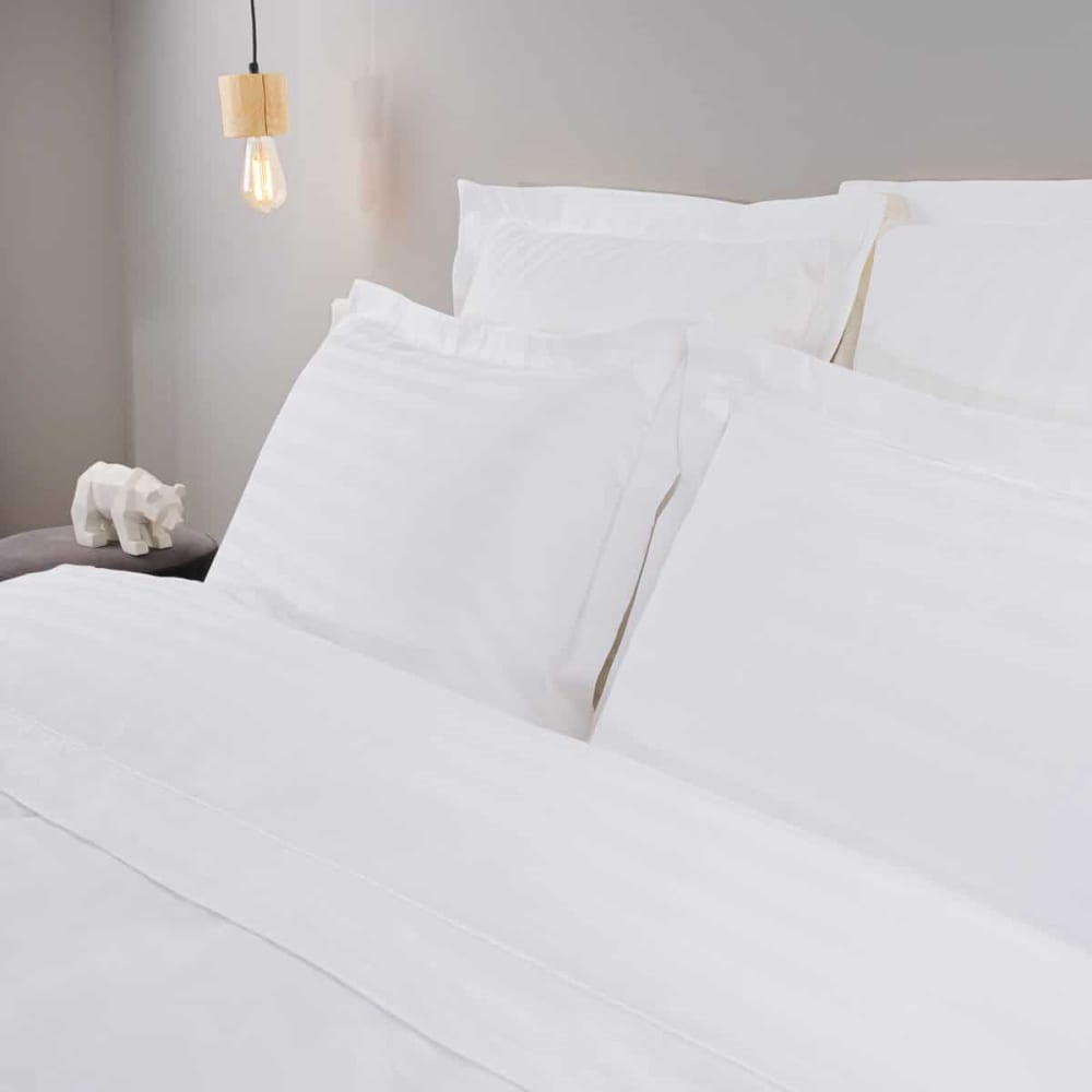 Drap plat rayurs luxe en satin de coton blanc 180x300 cm — vue 3