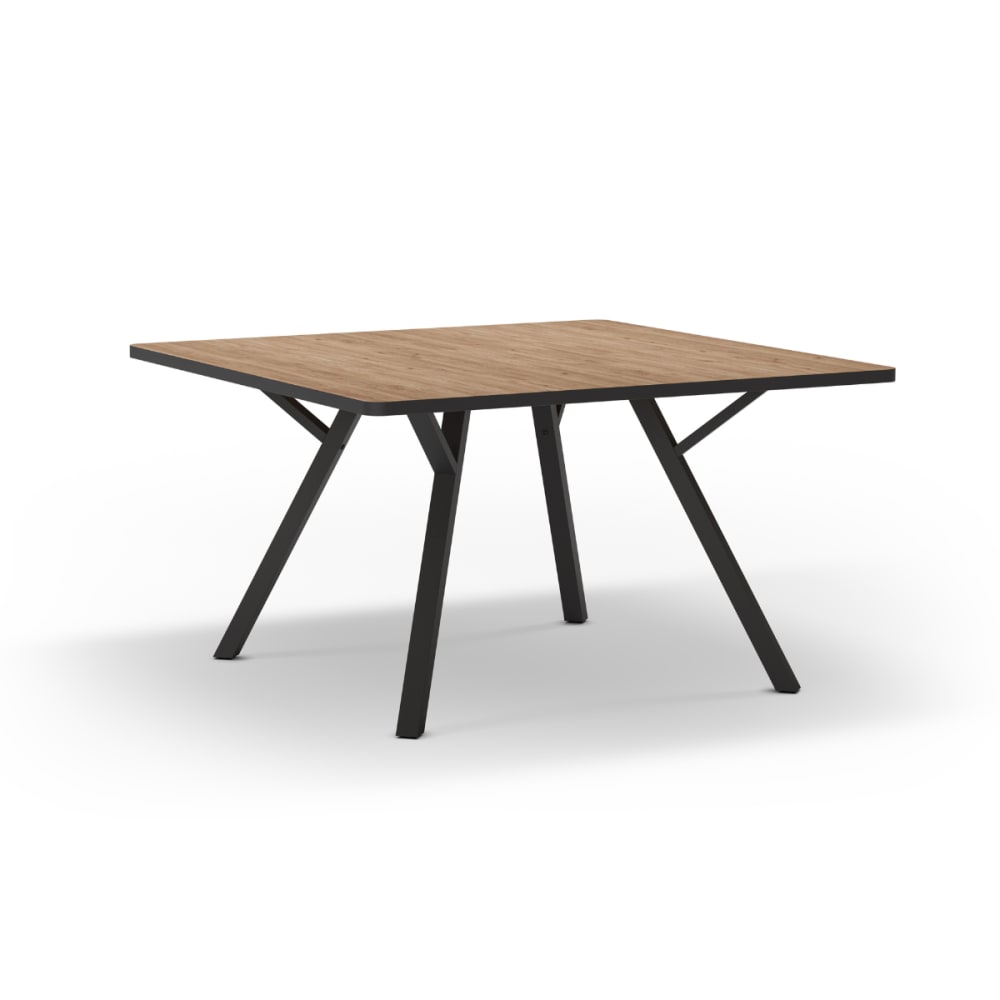 Table carrée avec pieds
