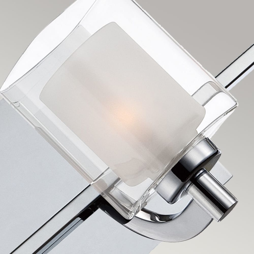 Applique murale en acier et verre opale finition chrome poli — vue 4