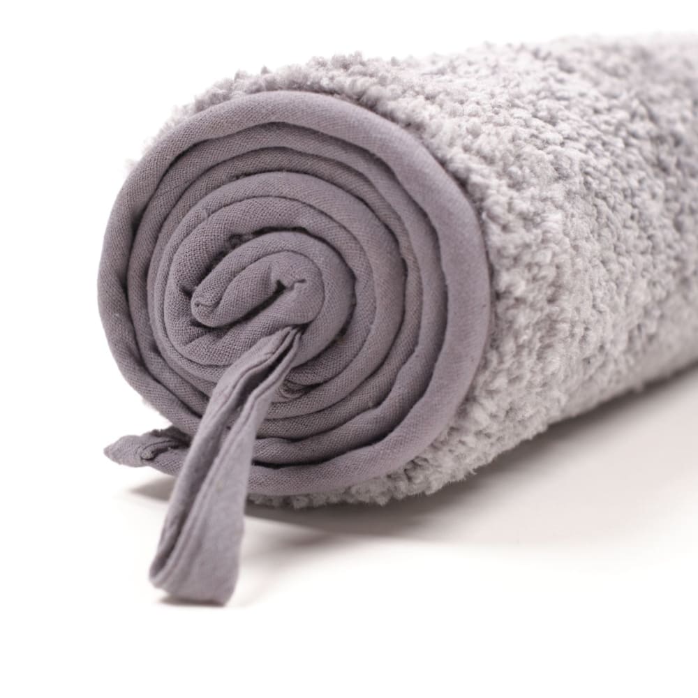 Tapis tufté uni 90x150 cm gris clair — vue 3