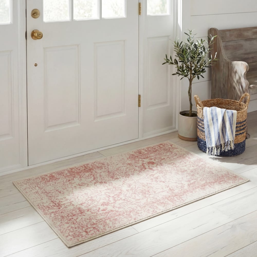Tapis vintage patiné en polypropylène blanc/rose, 76 x 122 cm — vue 3