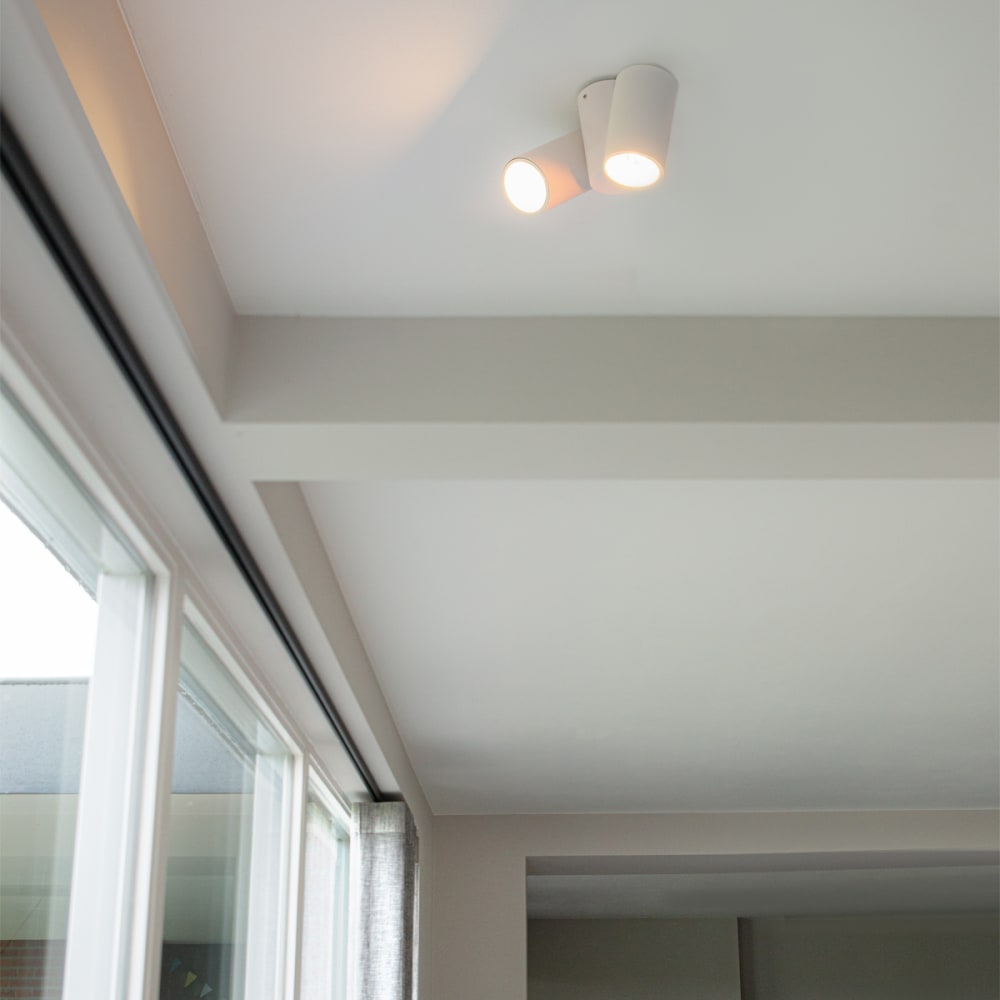 Spot design blanc 2 lumières orientable — vue 3