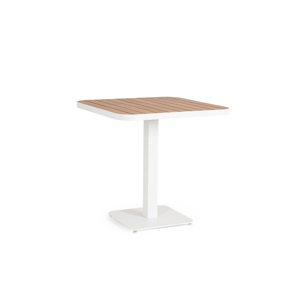 Table de jardin carrée