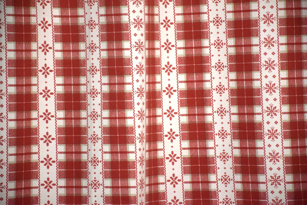 Rideau montagne rouge 135x250cm - Maisons du Monde