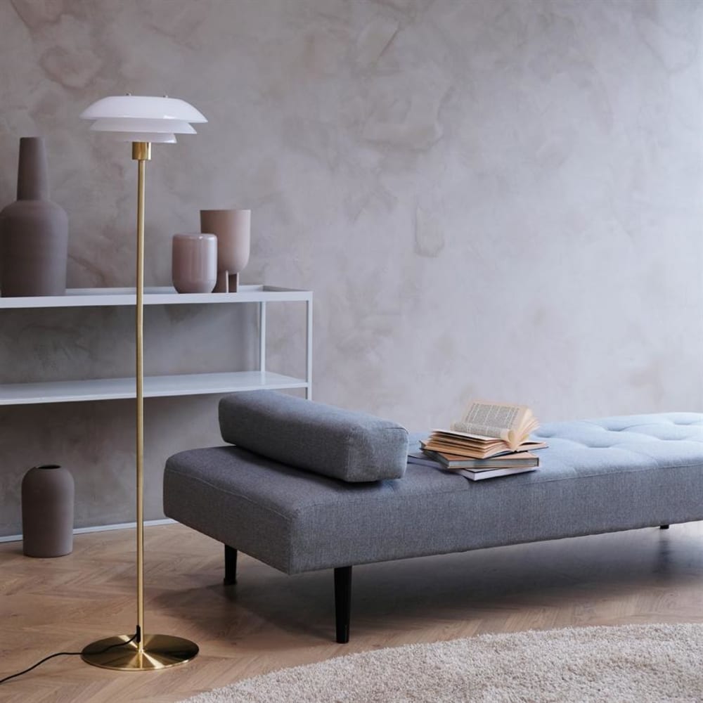 Dyberg Larsen Stehleuchte aus Opal h 133 cm d 31 cm, messing style modern Gold Glas