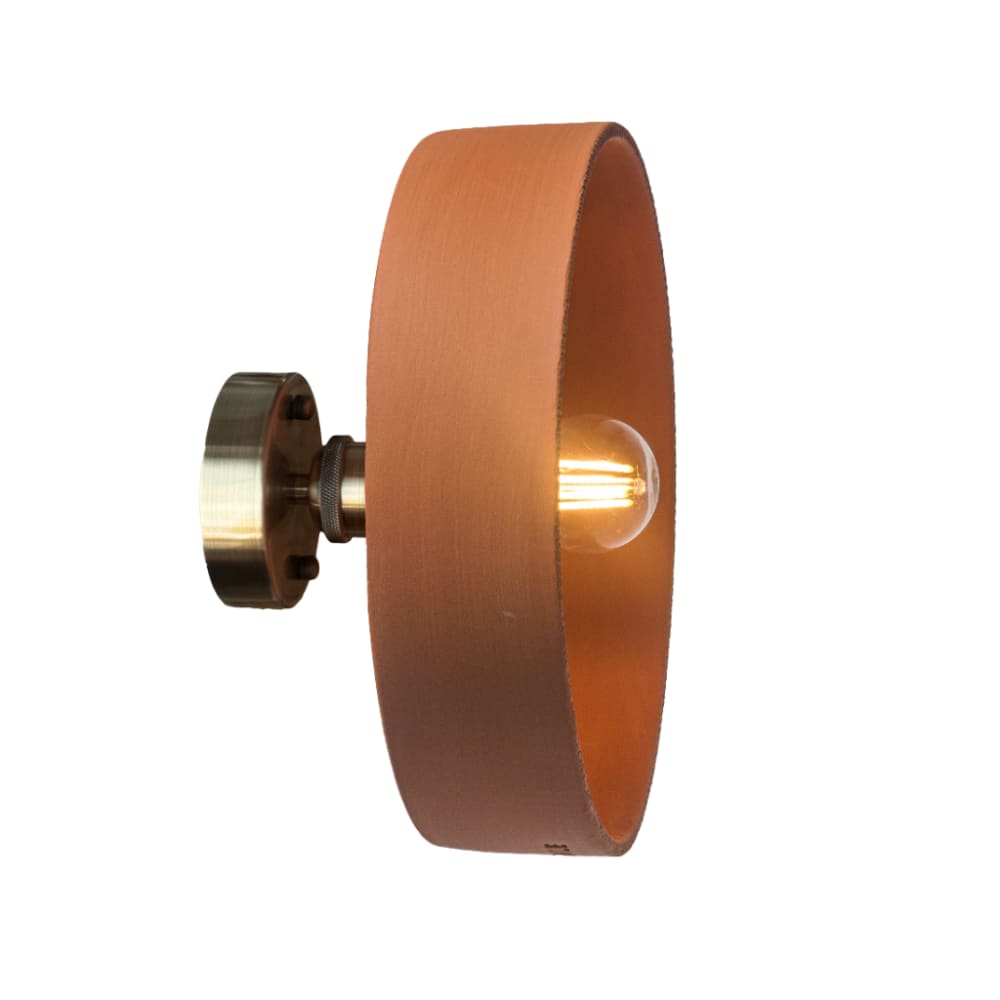 Applique murale en terre cuite ocre