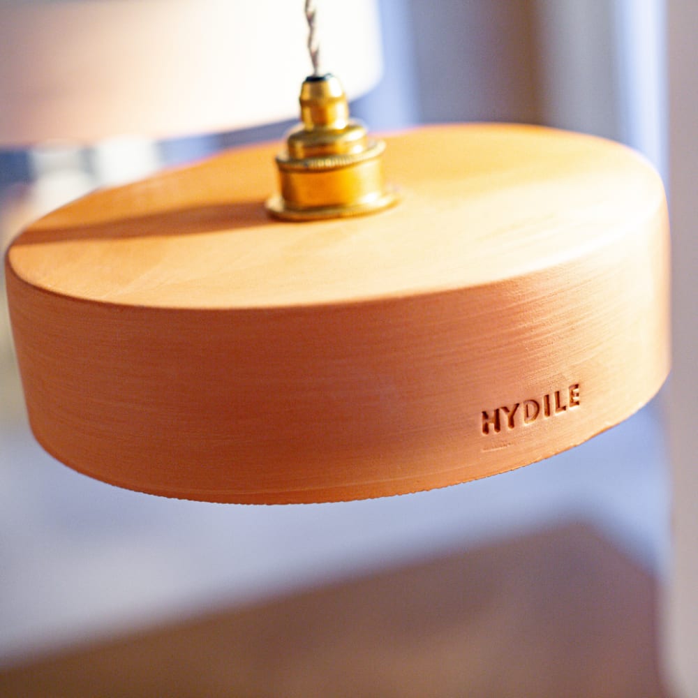 Suspension en terre cuite ocre — vue 3