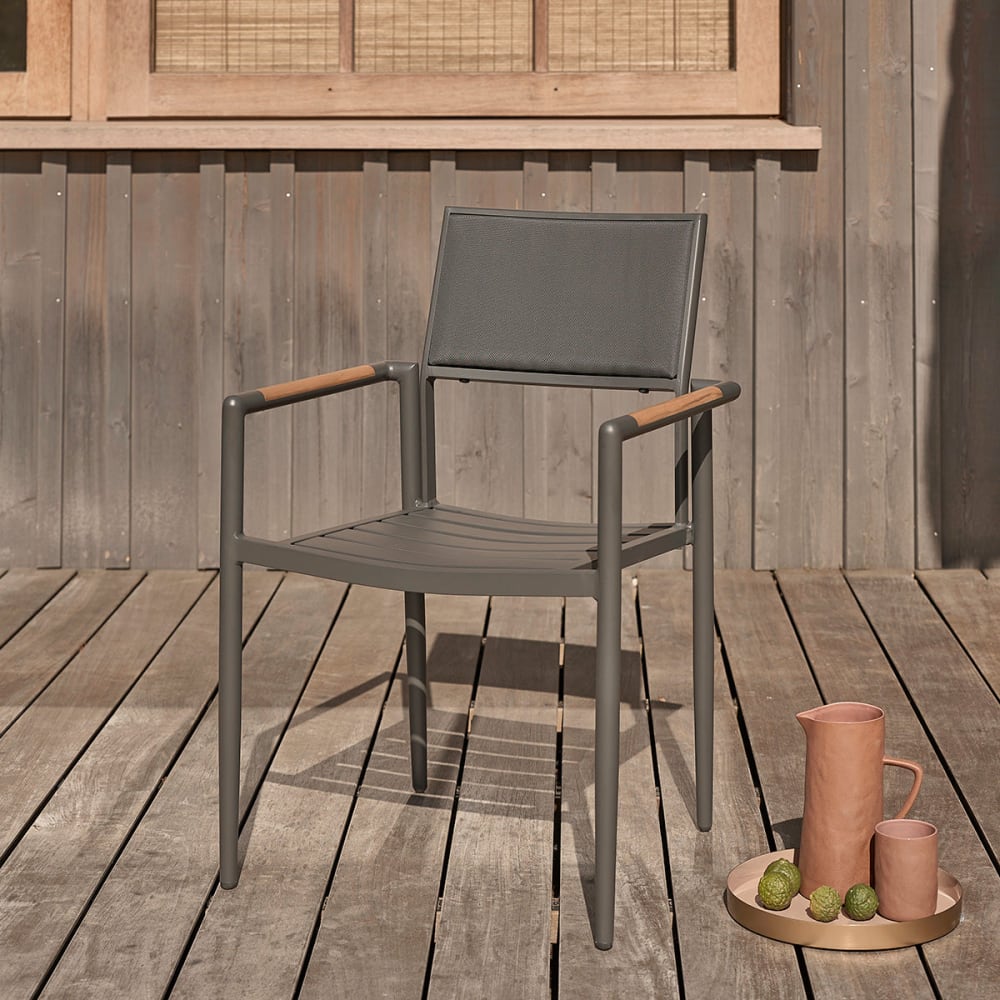 BERAH GETAH Gartensessel aus massivem Teakholz und Aluminium style modern SCHWARZ ALUMINIUM Kinder
