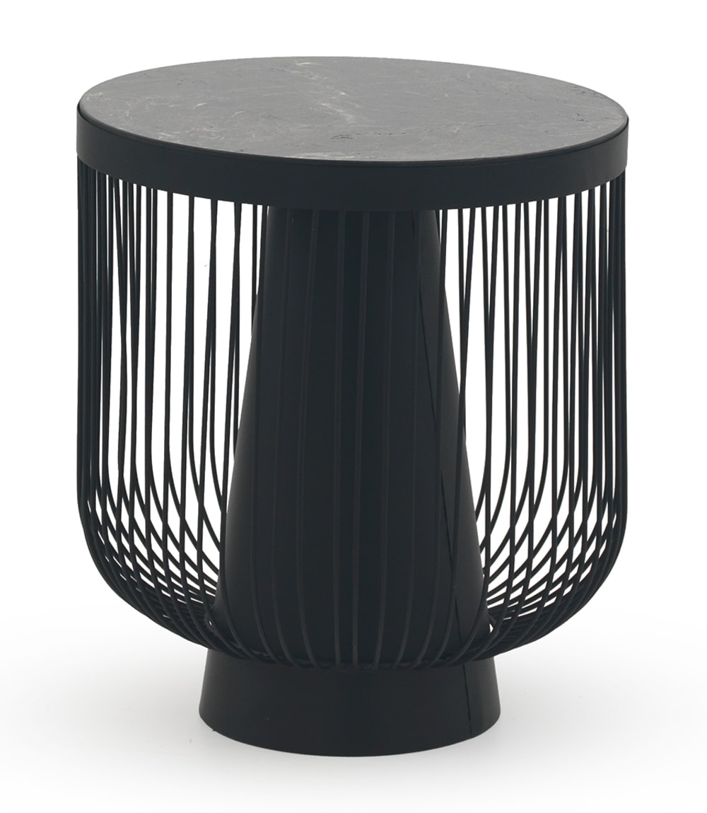 Table d'appoint en métal