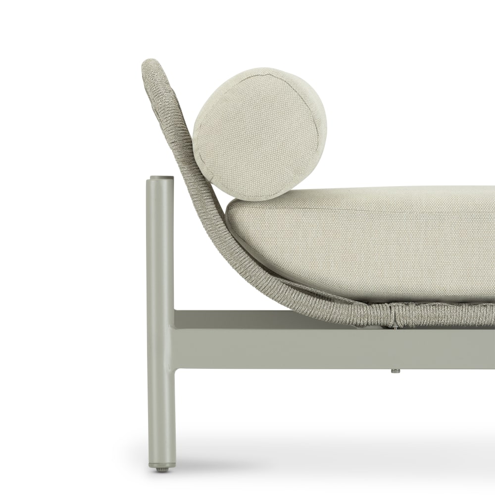 Set de jardin chaise longue détente et table effet pierre