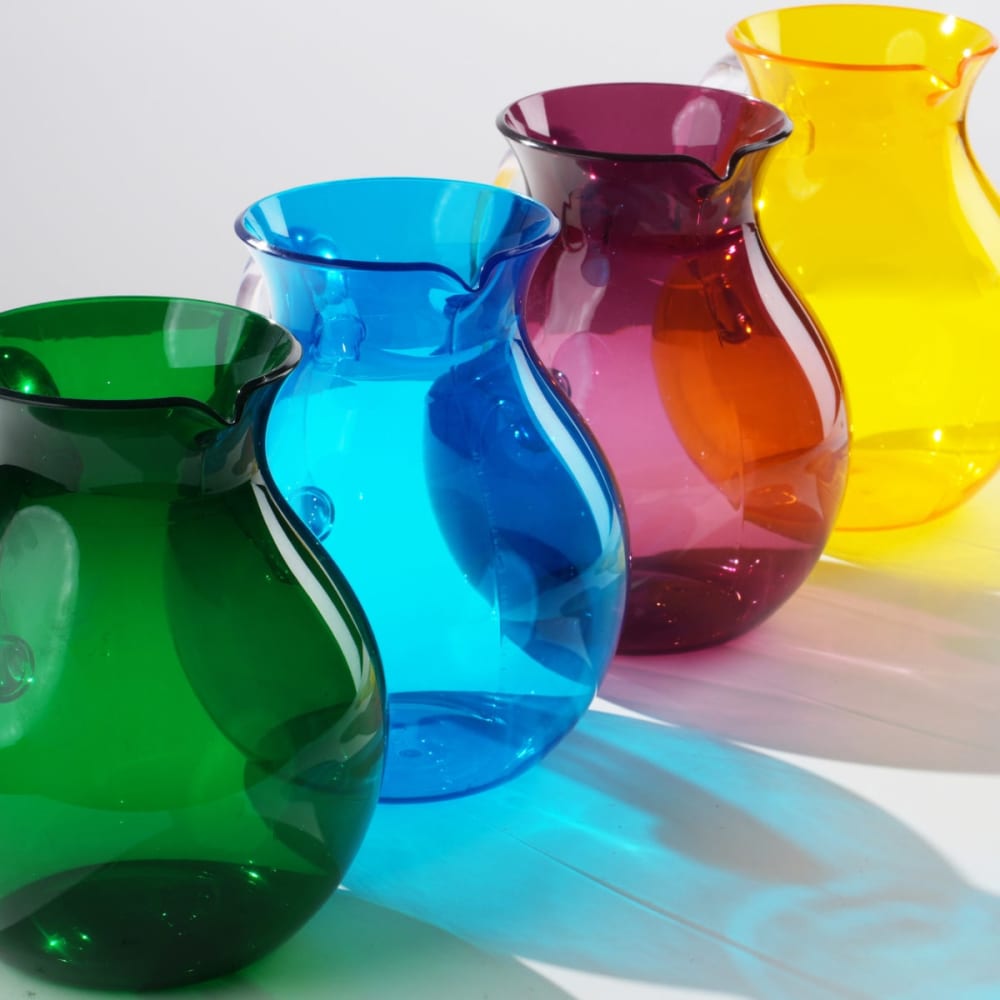 Carafe ballon en acrylique vert 2 litres - Maisons du Monde