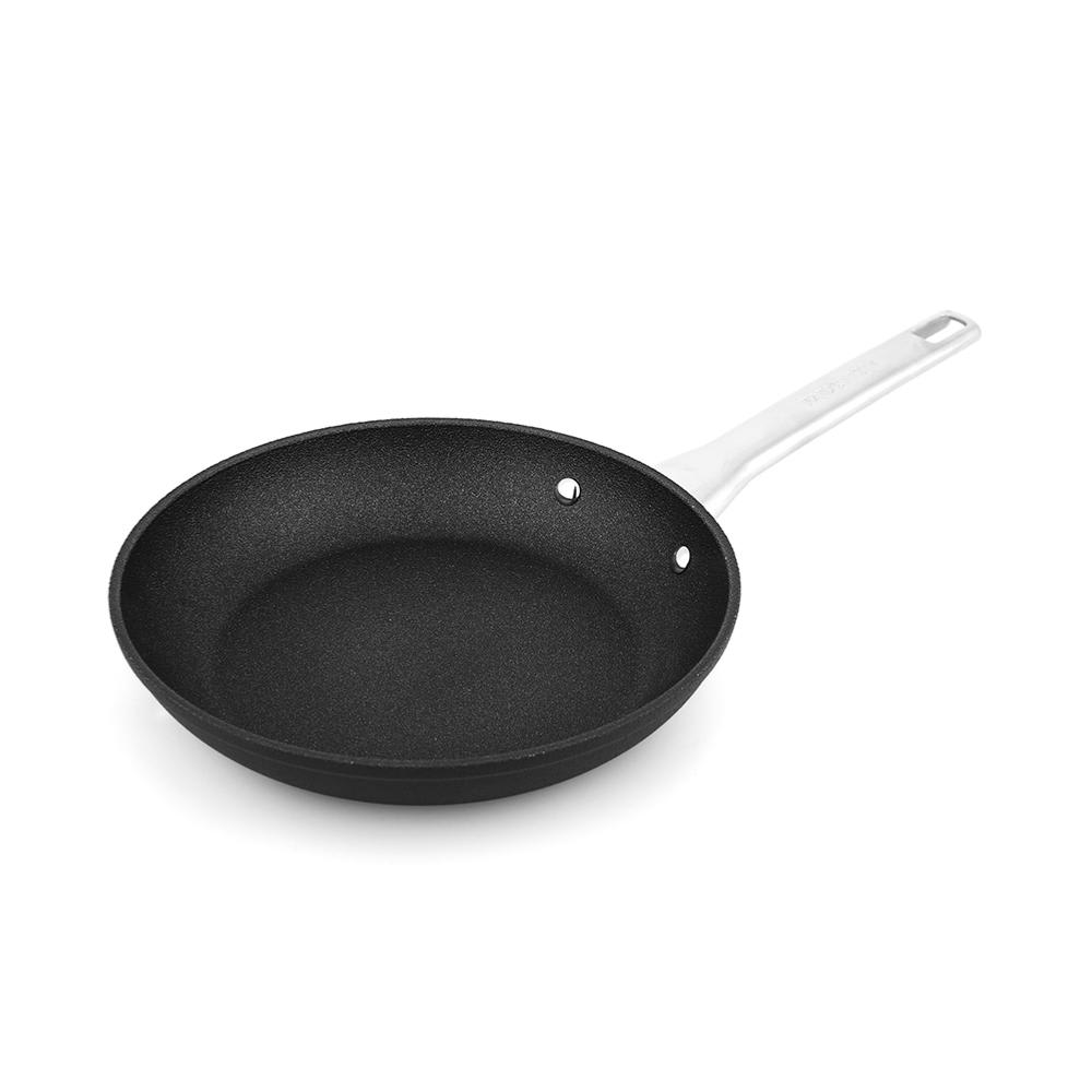 Poêle 24cm en aluminium signature Poêle 24cm en aluminium signature