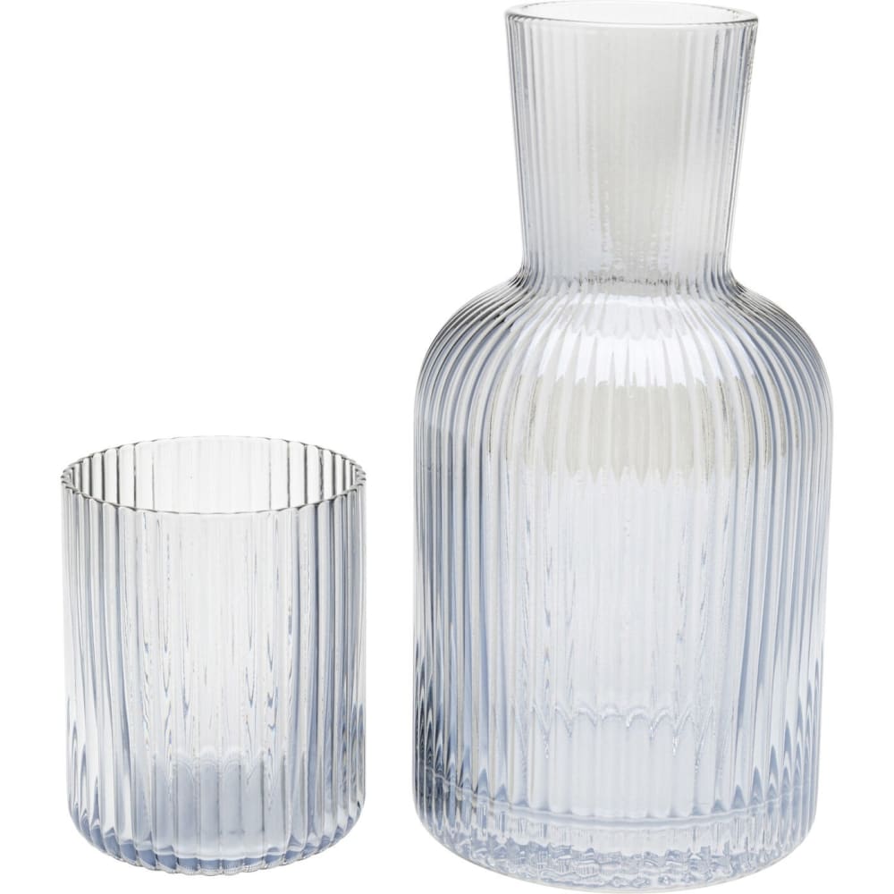 Carafe en verre gris strié Carafe en verre gris strié