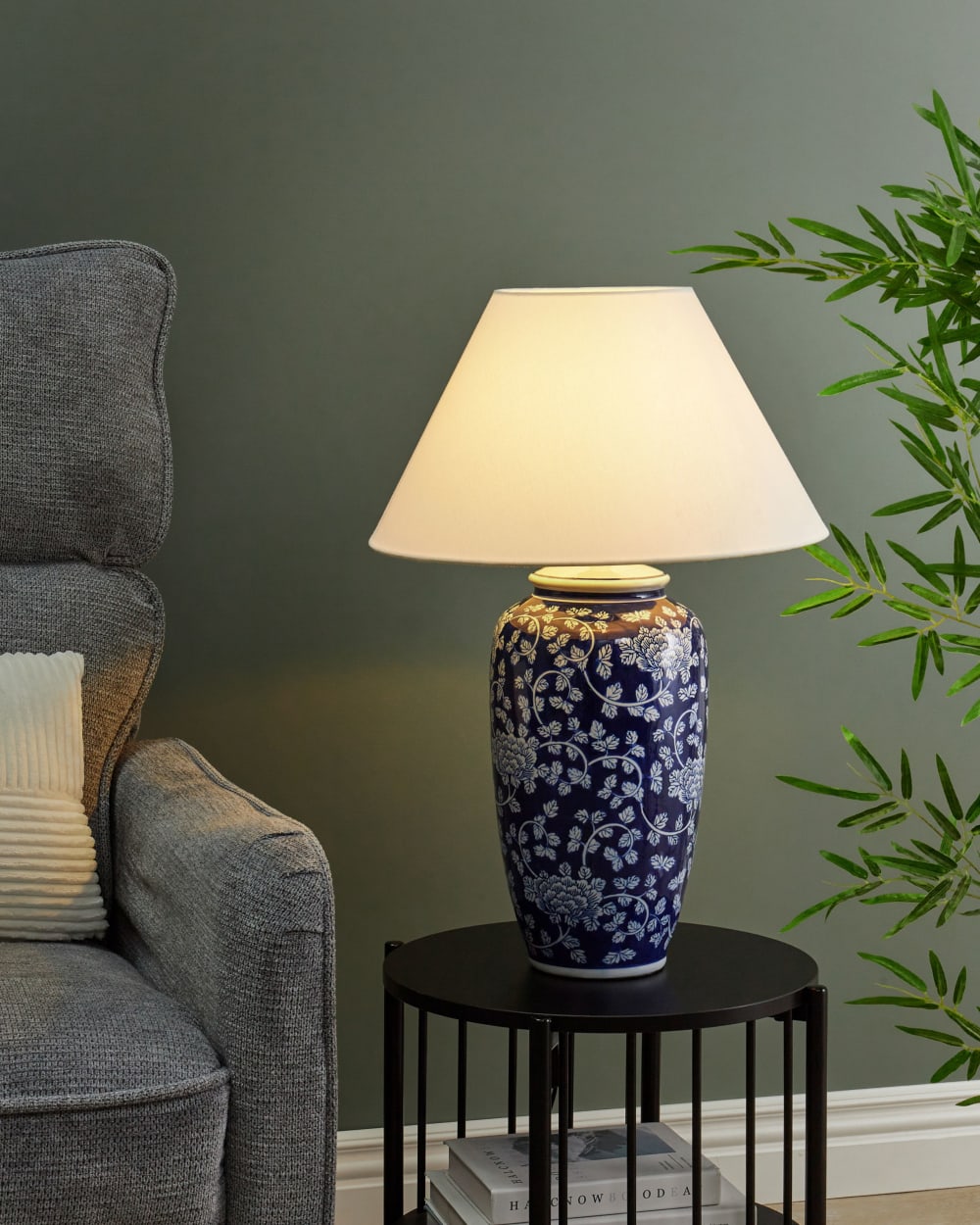 Lampe à poser porcelaine bleu — vue 3
