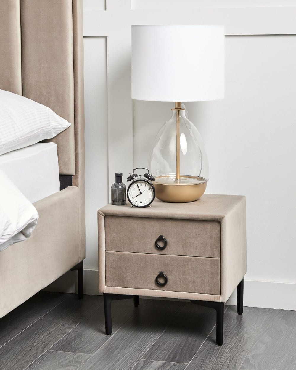 Nachttisch mit 2 Schubladen aus Stoff 45cm, beige - Maisons Du