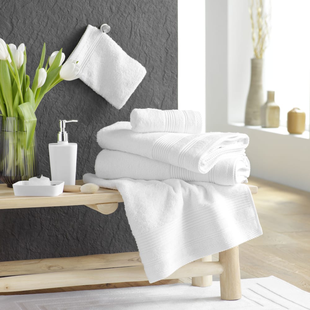 Serviette de toilette unie éponge 500 g/m² blanc 50x90 cm - Maisons du Monde