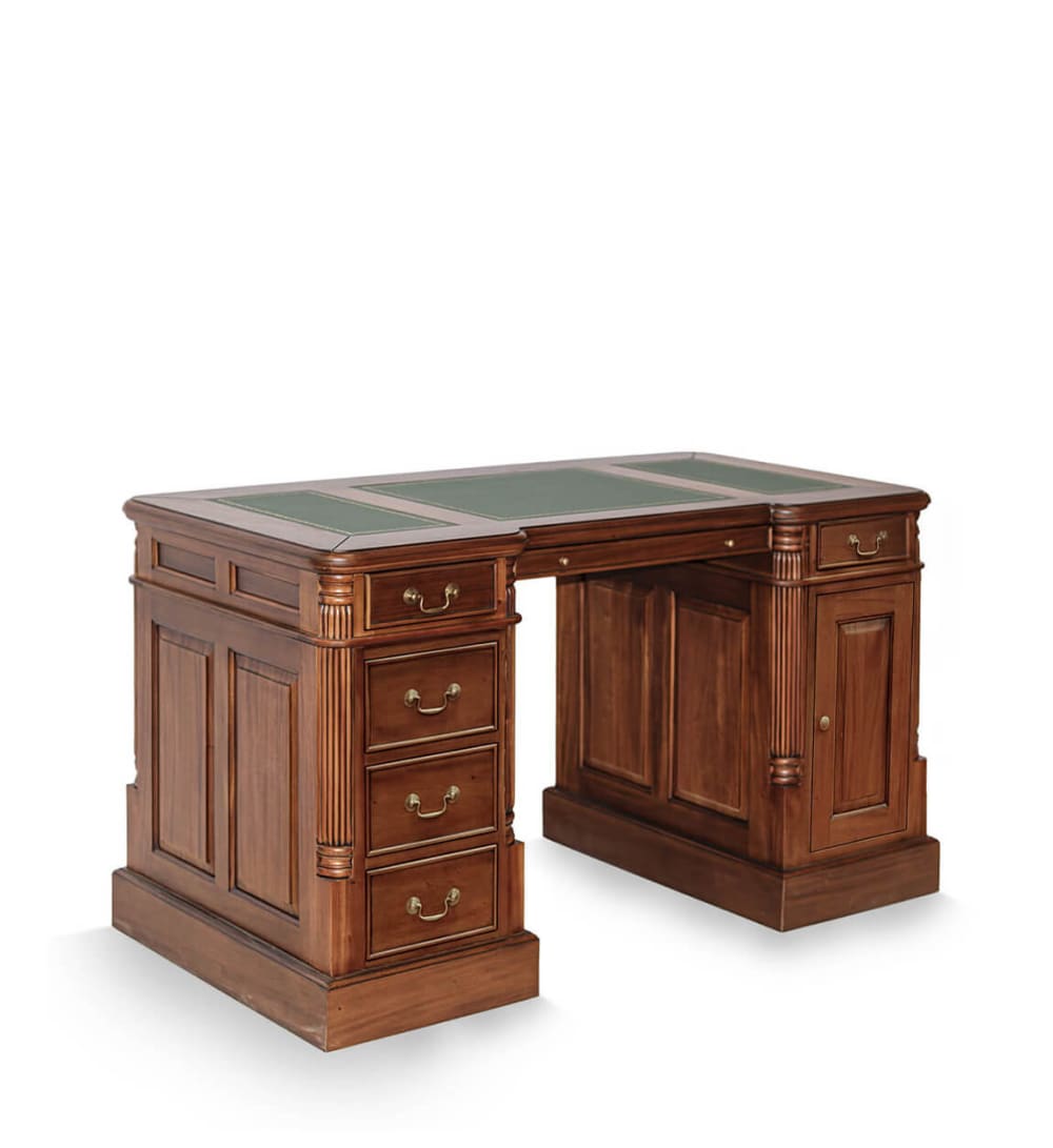 bureau en bois marron
