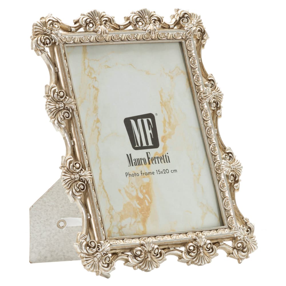 Cadre en résine argentée 21,5x2x26,8 cm (mesure intérieure 15x20 cm)