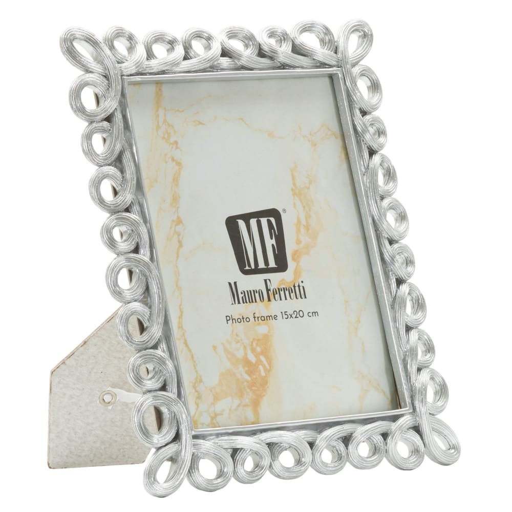 Cadre en résine argentée 20,8x1,9x25,9 cm (mesure interne 15x20 cm)