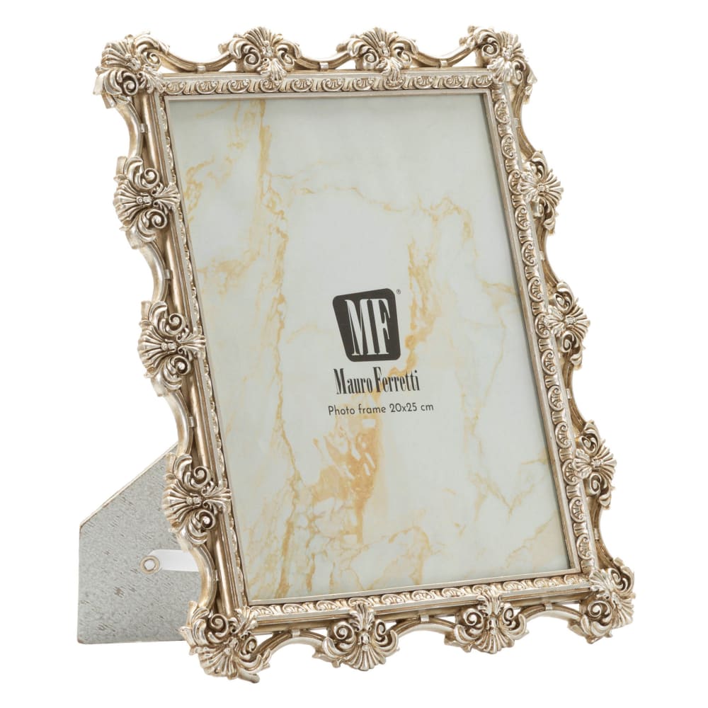 Cadre en résine argentée 27x2,2x32 cm (mesure intérieure 20x25 cm)