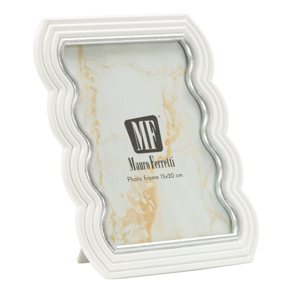 Cadre en résine blanche 19,9x1,5x25,2 cm (mesure interne 15x20 cm)