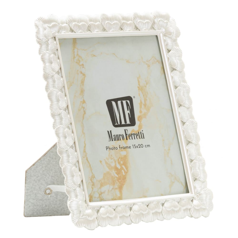 Cadre en résine argentée 20x1,8x25,3 cm (mesure intérieure 15x20 cm)