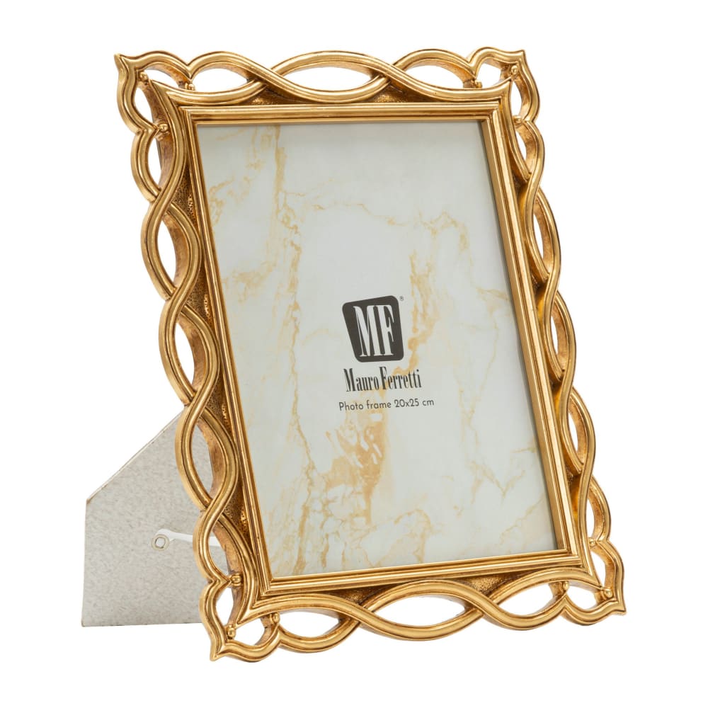 Cadre en résine dorée 28,5x2x33 cm (mesure intérieure 20x25 cm)
