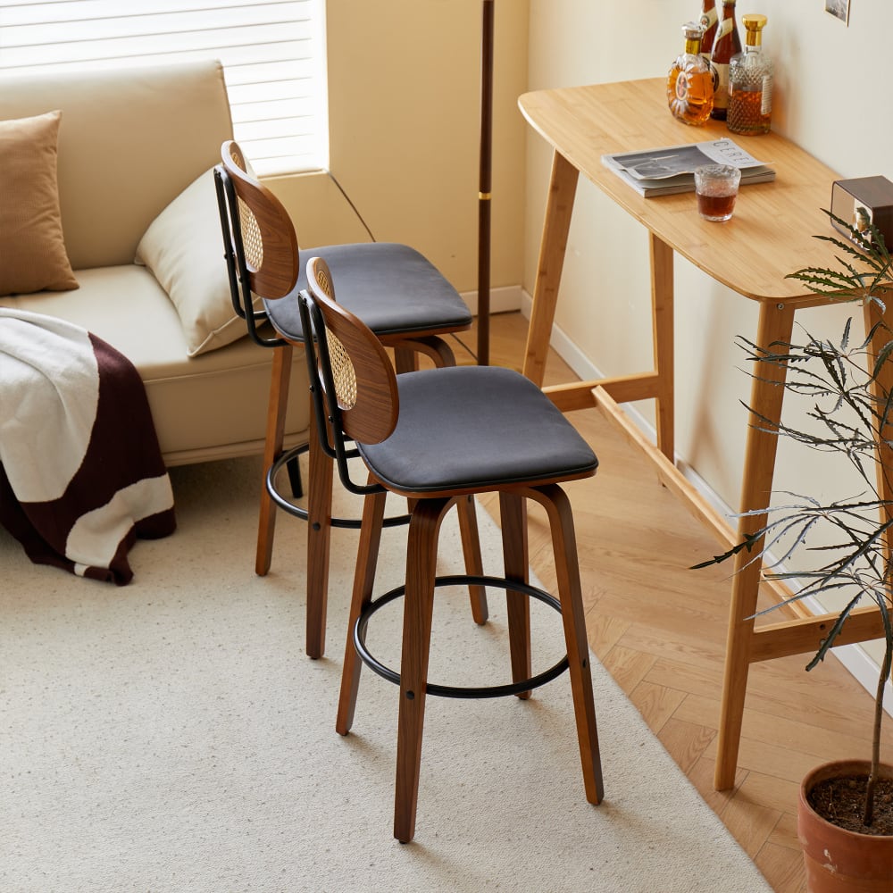 Lot de 2 tabourets de bar en bois massif et cannage noir