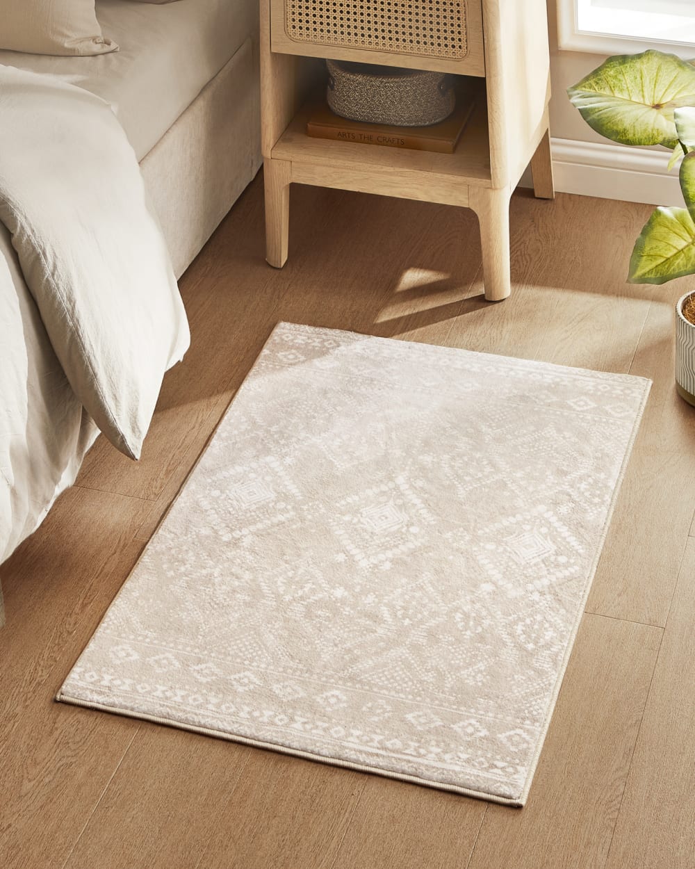 Tapis décoratif 61 x 92 cm antidérapant style bohème beige — vue 4