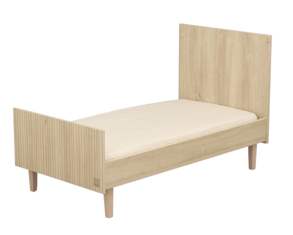 Mitwachsendes Bett 140 x 70 – "Little Big Bed" auf Holzbeinen -