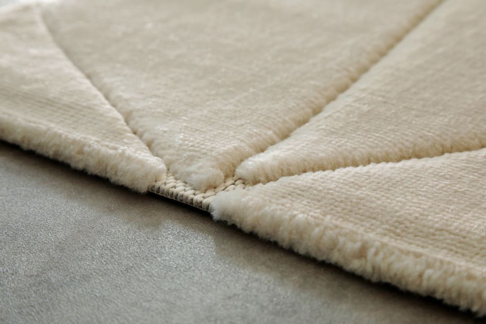 Tapis à relief effet optique beige sable 120x170 — vue 4