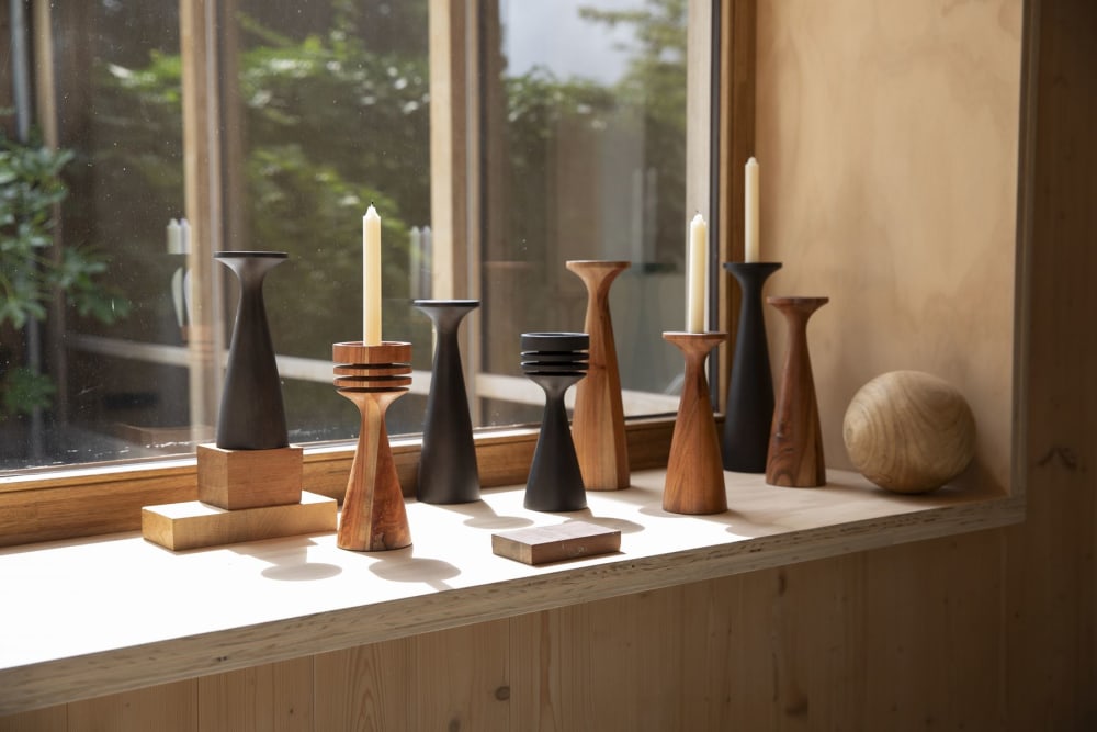 Bougeoir en bois — vue 3