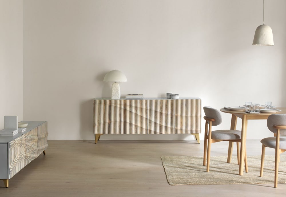 Sideboard mit 4 Türen, weiß patiniert, aus Mangoholz - Maisons Du
