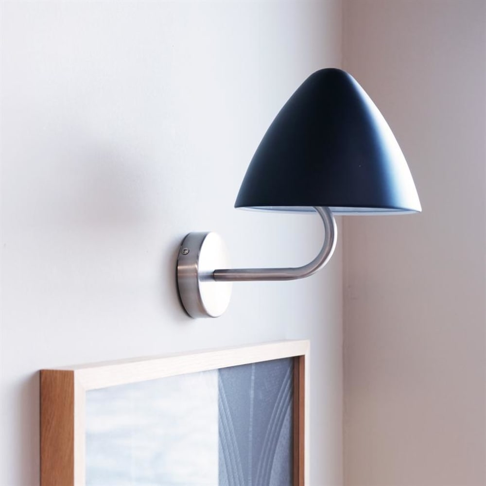 Dyberg Larsen Wandleuchte aus Metall h 27 cm d 20 cm, Stahl style modern Silber Metall