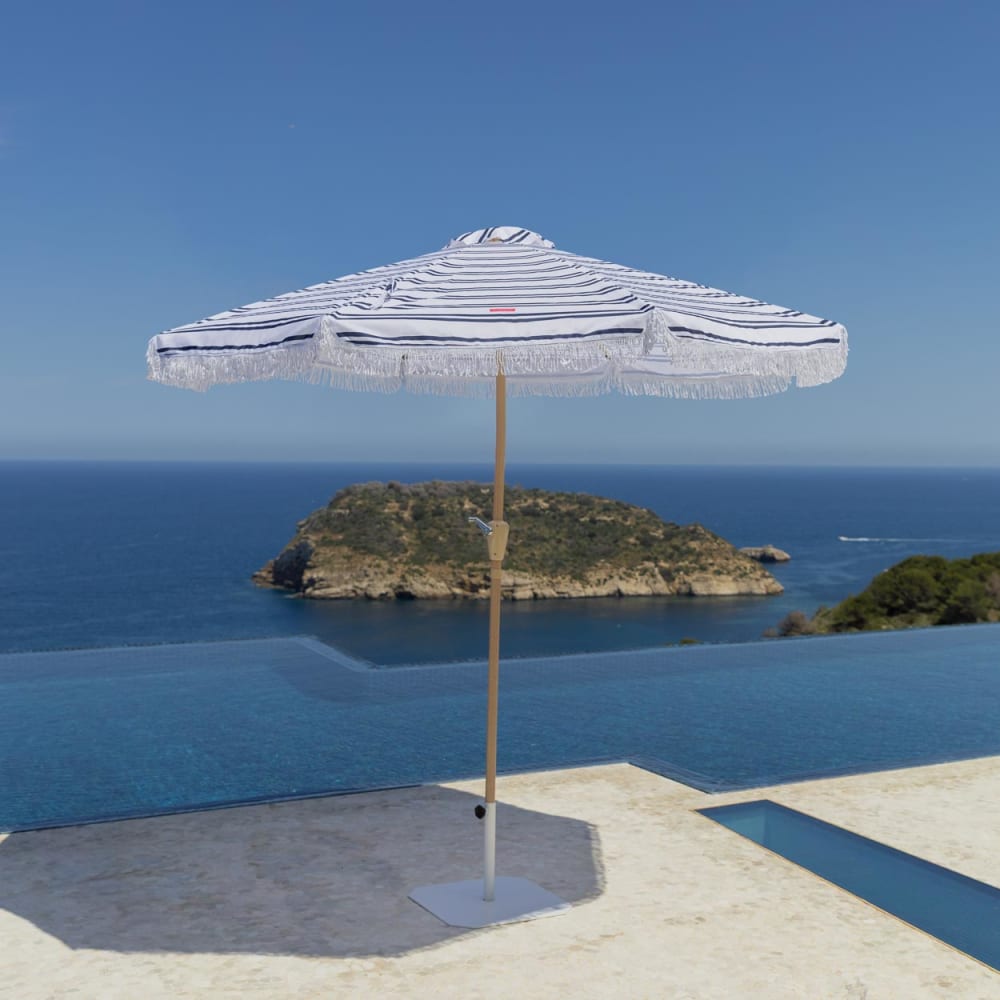 Grand Parasol de Jardin Rayé Polyester 235x270cm Bleu